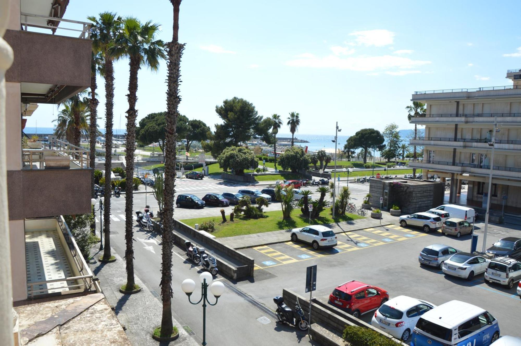 Hotel Doria Chiavari Esterno foto